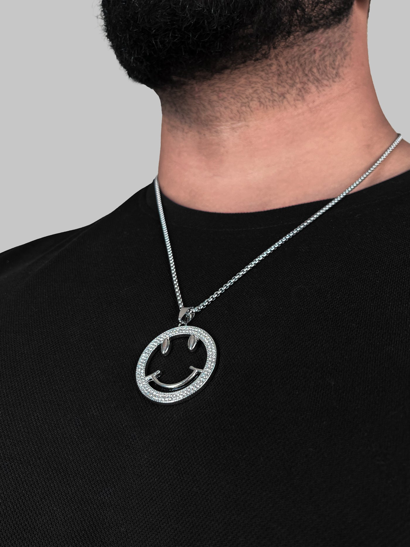 Smile Please Pendant with Chain