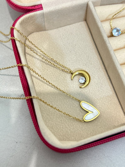 Most Wanted Necklace Stack
(7 necklace)
