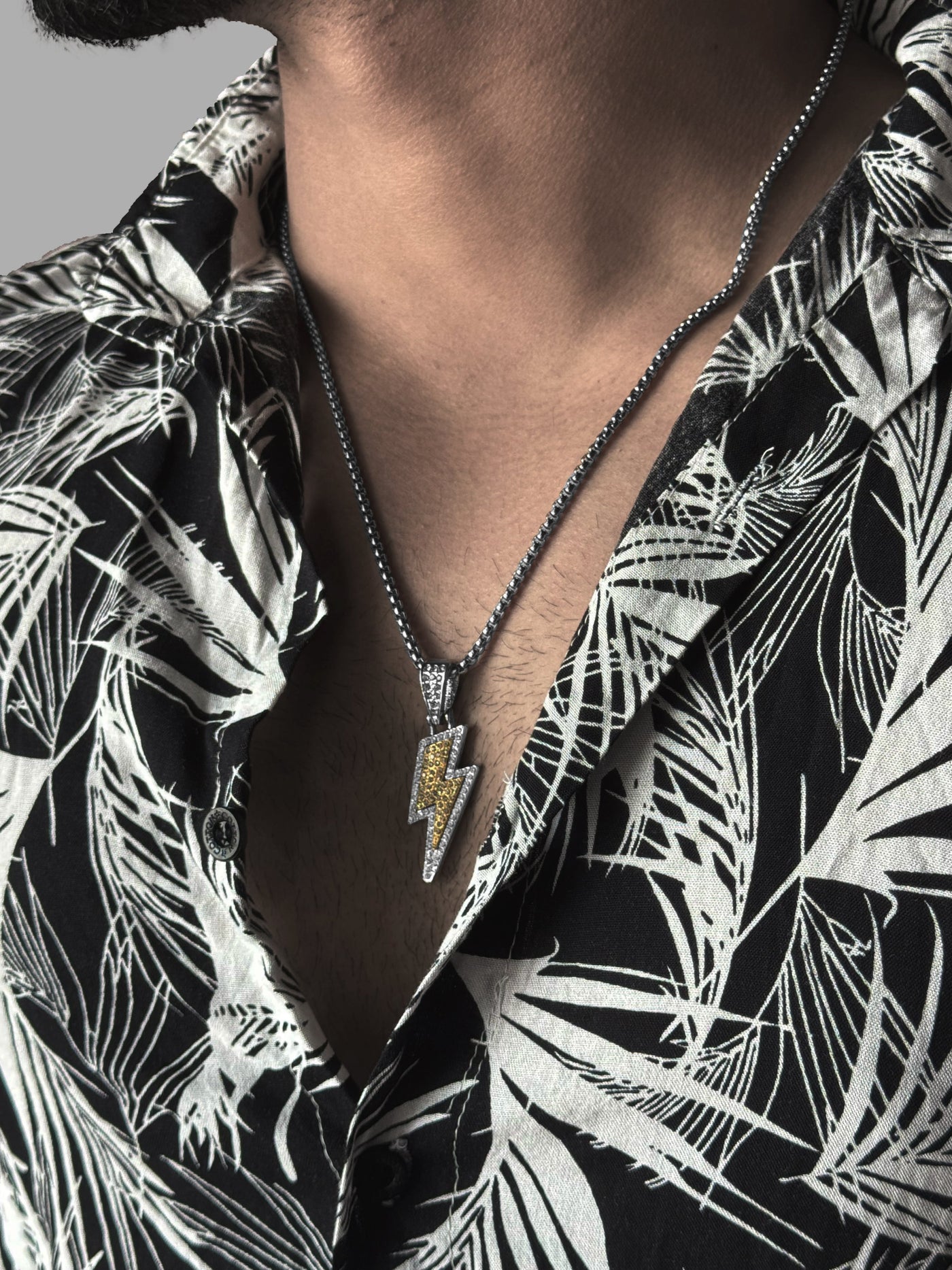Flash Pendant with Chain