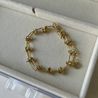 Alice 18K Gold Plated Chunky Bracelet