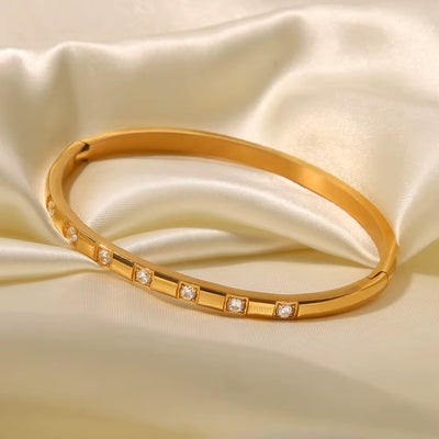 Parnika 18k Gold Plated Bangle (Open Clasp)