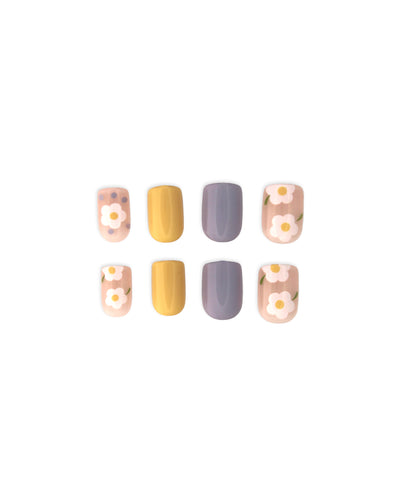 Pretty Floral Press on Nails