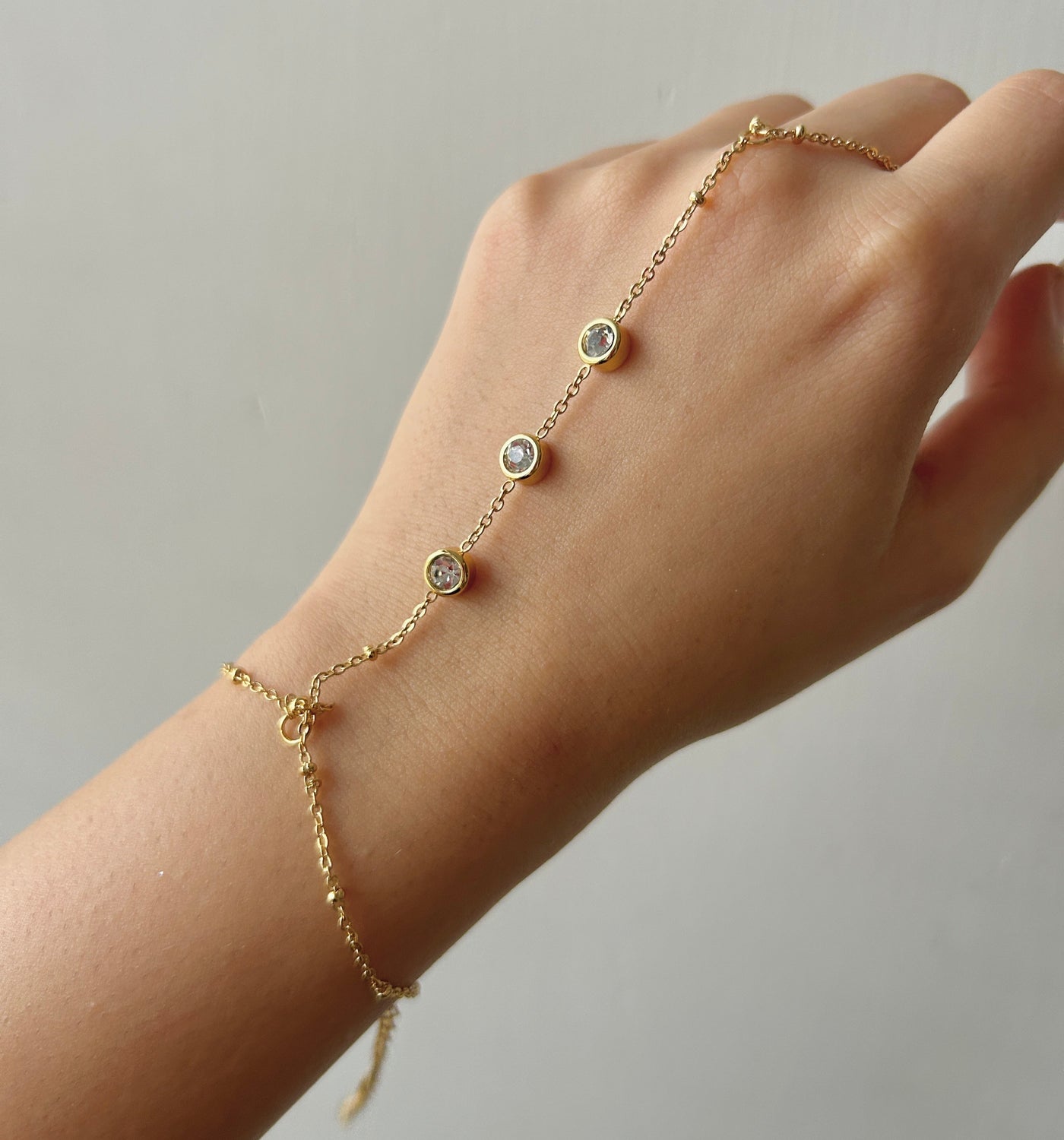 Glory Hand Chain