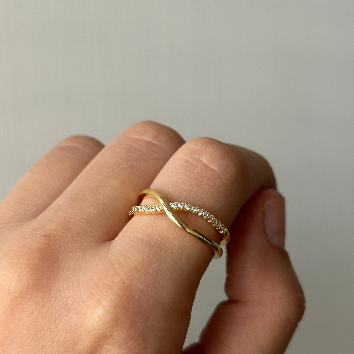 Emily 18k Gold Plated Adjustable Ring