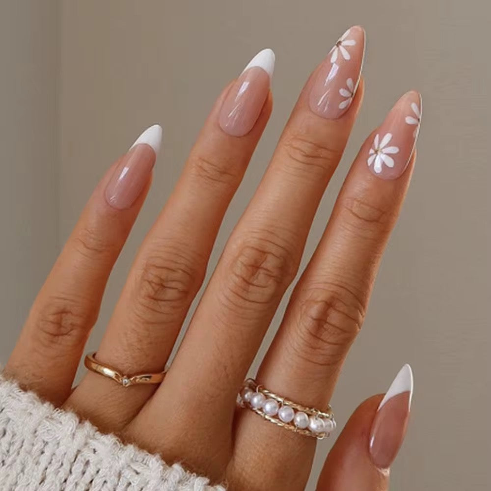 Classy Nude & White Flower Nail Set